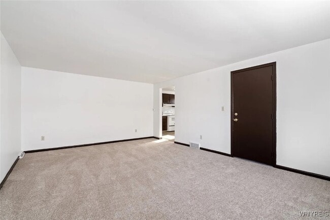 Building Photo - 317 Sundridge Dr