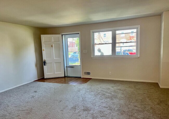 Foto del edificio - 2130 Southorn Rd