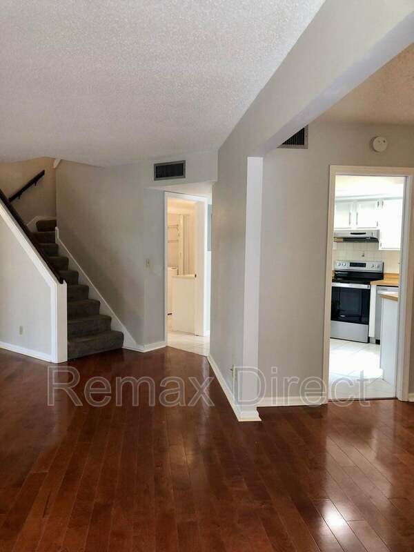 Photo - 4300 Hazel Ave Townhome