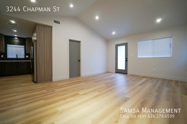 Foto del edificio - 3244 Chapman St
