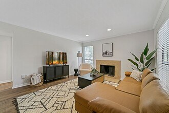 Interior Photo - Lakeside at North Park