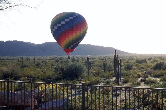 Foto del edificio - 7446 W Montgomery Rd