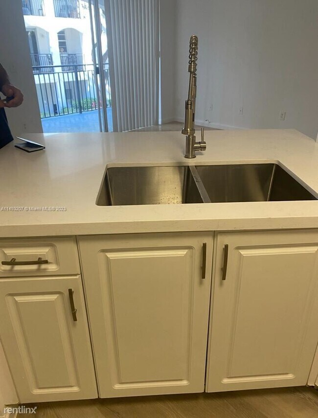 Foto del edificio - 3 br, 2 bath House - 3245 NE 184th St Apt ...