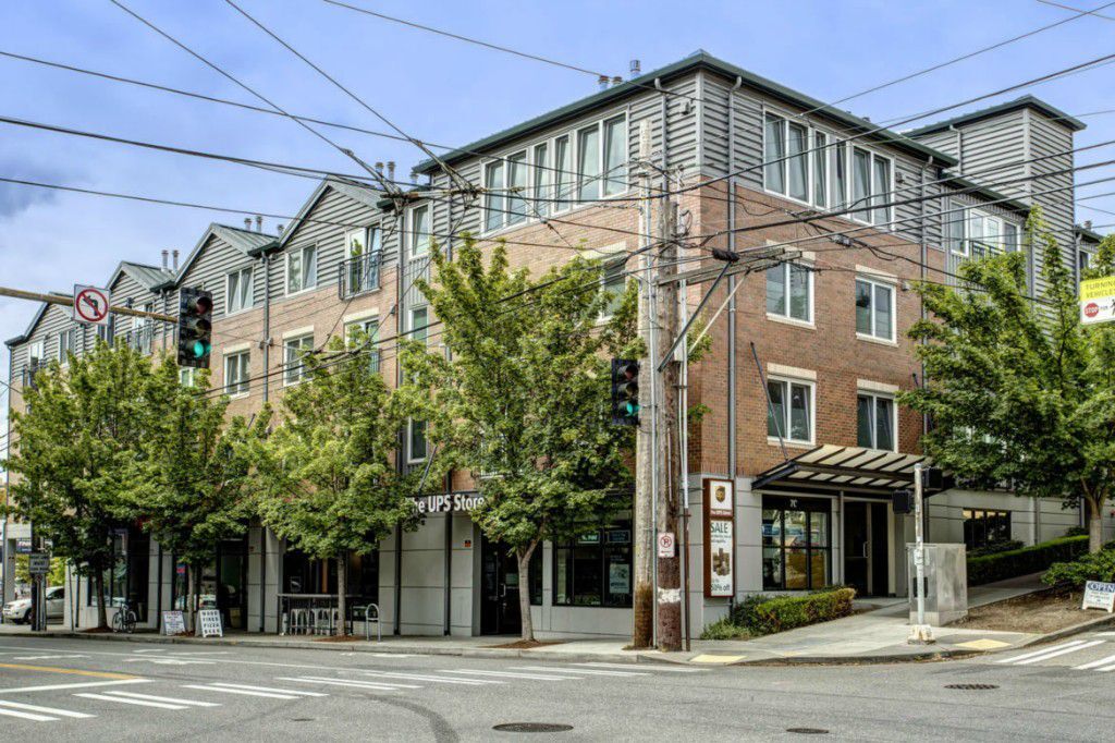 Primary Photo - 701 1st Ave N