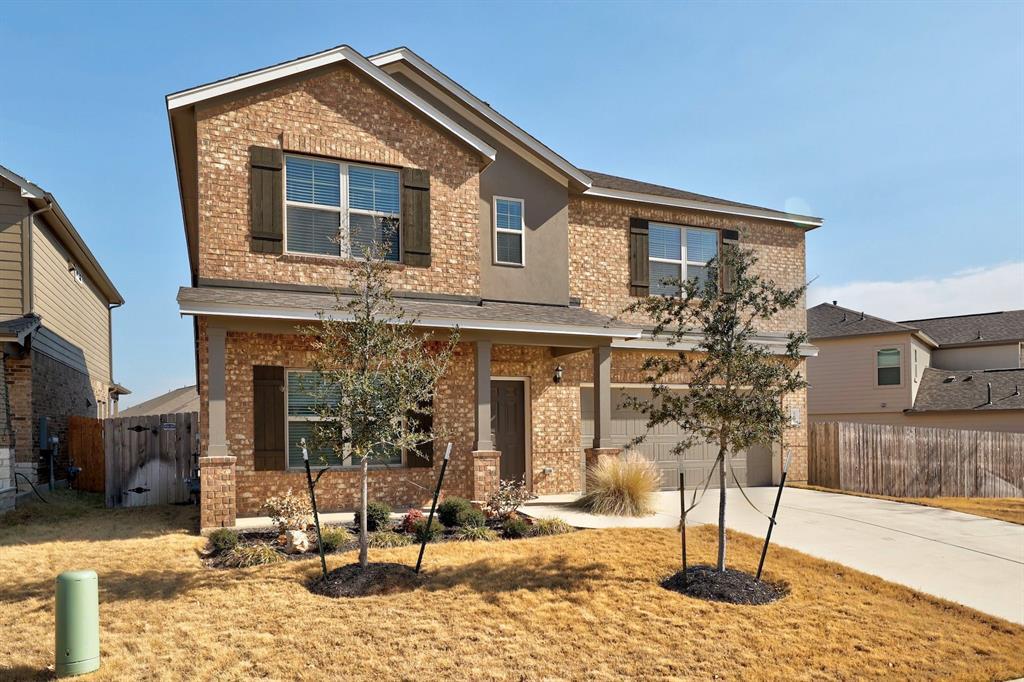 Foto principal - 301 Bright Star Ln