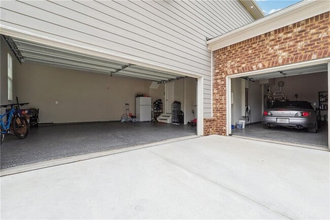 Building Photo - 6375 Haystack Ct