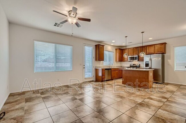 Foto del edificio - 7323 Puddle Duck St