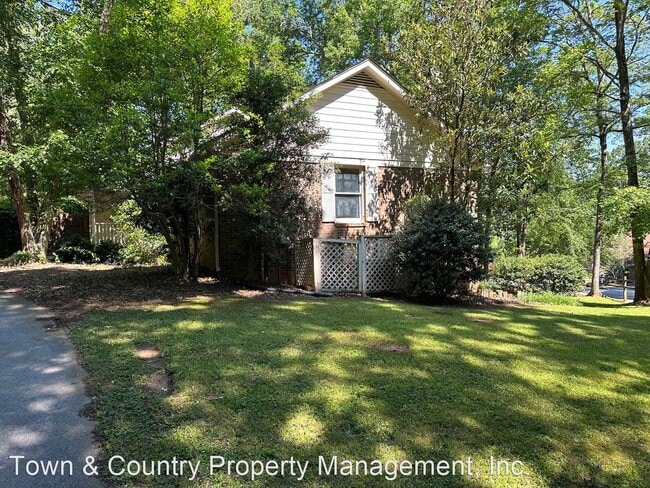 Building Photo - 3 br, 2 bath House - 321 Gatewood Dr. Unit...