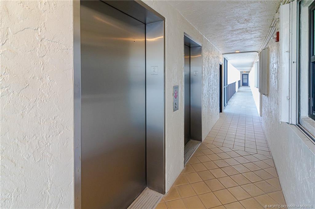 Foto del edificio - 9490 S Ocean Dr
