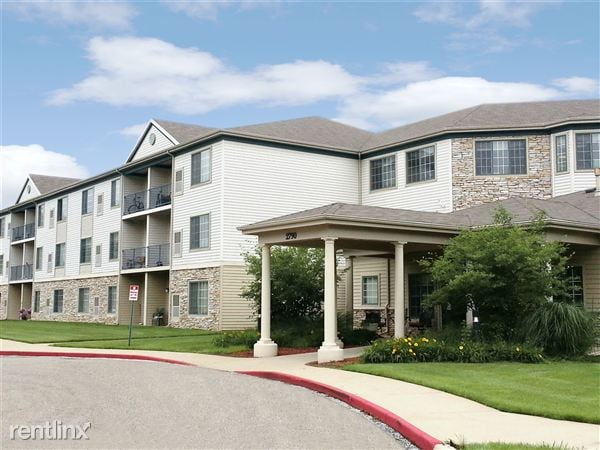 Building Photo - 2790 Sirhal Dr