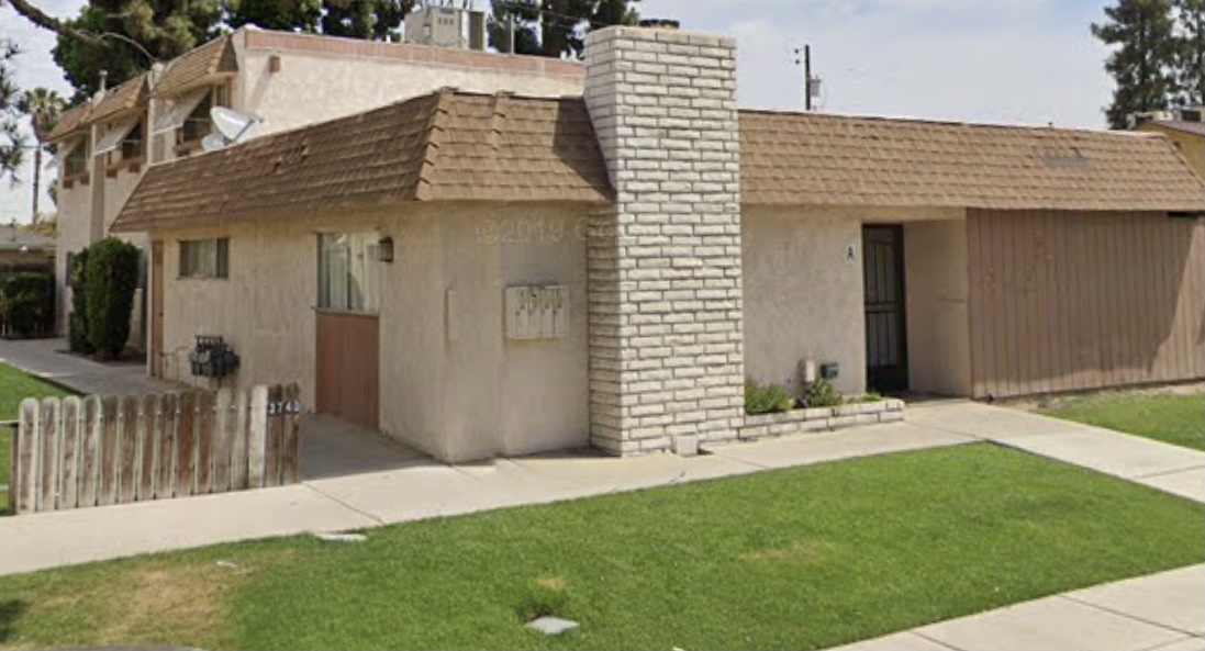 Primary Photo - 3740 White Ln Unit C