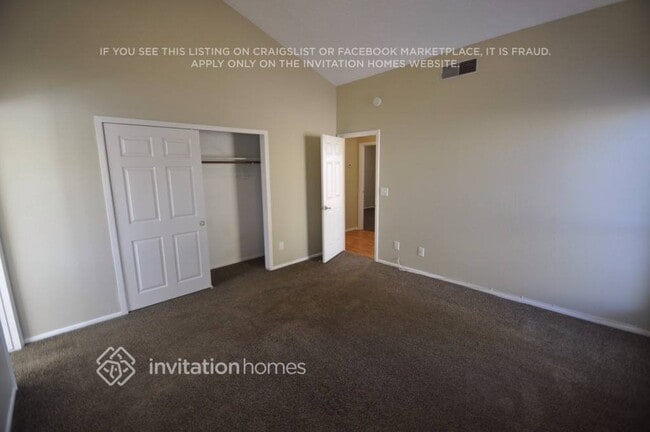 Building Photo - 8939 W Vogel Ave