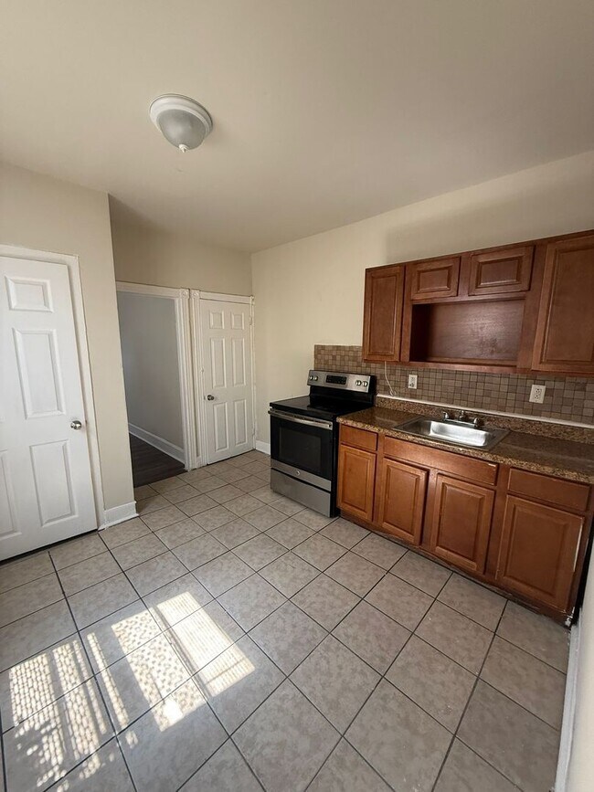 Foto del edificio - 3 BED 1.5 BATH HOME FOR RENT.