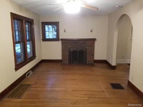 Building Photo - 1124 Granger Ave
