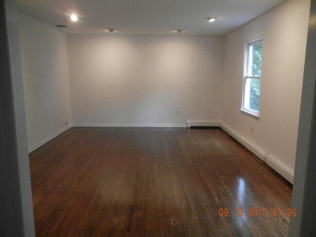 Foto del edificio - 480 Old Dover Rd