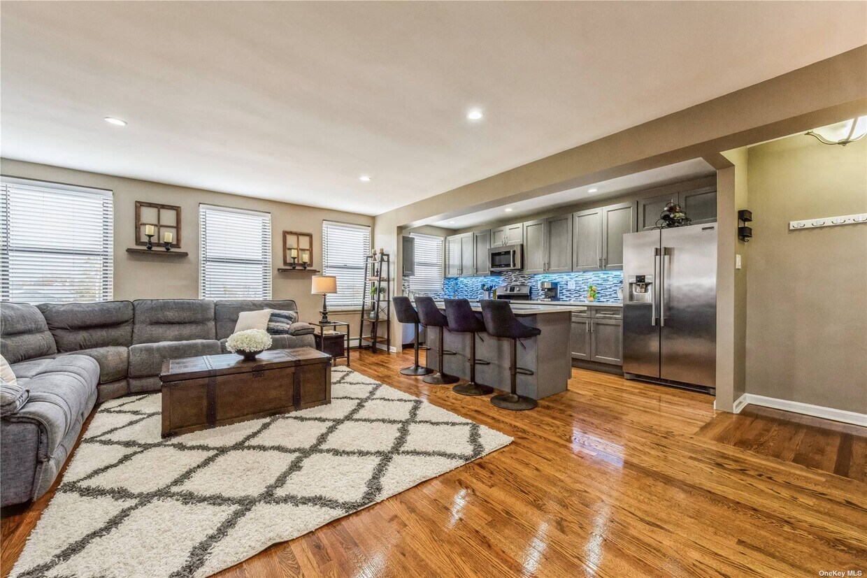 1 Jefferson Ave Unit H11, Rockville Centre, NY 11570 Room for Rent in Rockville Centre, NY