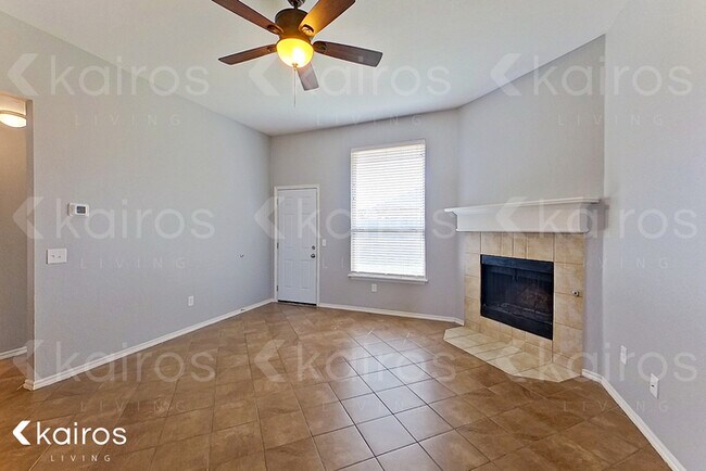 Foto del edificio - 2413 Beaver Bend Ln