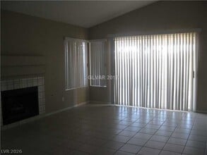 Building Photo - 6492 Lombard Dr
