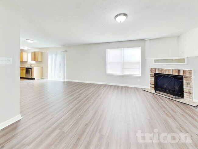 Building Photo - 1356 Blue Ridge Ln