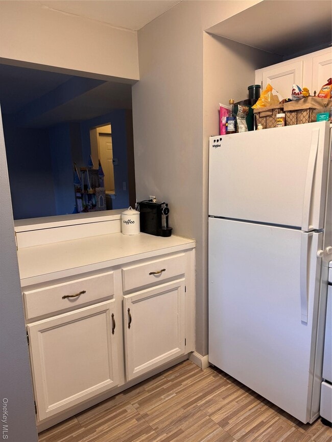 Foto del edificio - 5 Lexington Hills Rd