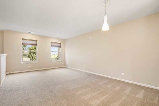 Building Photo - 916 Clover Ln