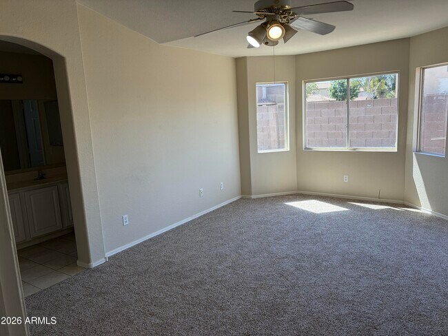 Foto del edificio - 1152 S Bridger Dr