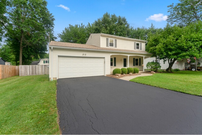 Building Photo - 158 N Colonial Dr