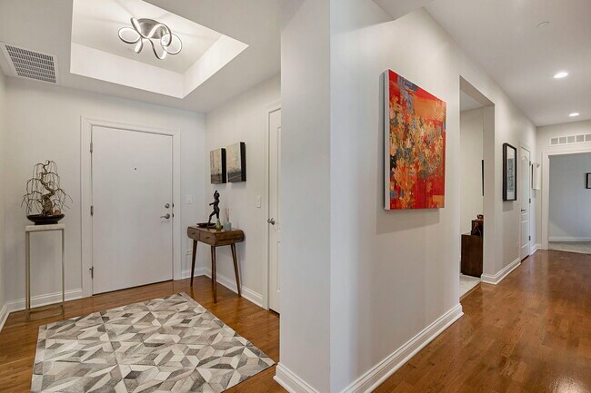 Foto del edificio - 1800 Amberley Ct