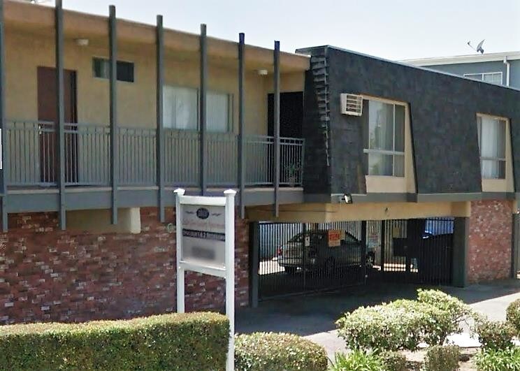 Primary Photo - 10620 Victory Blvd