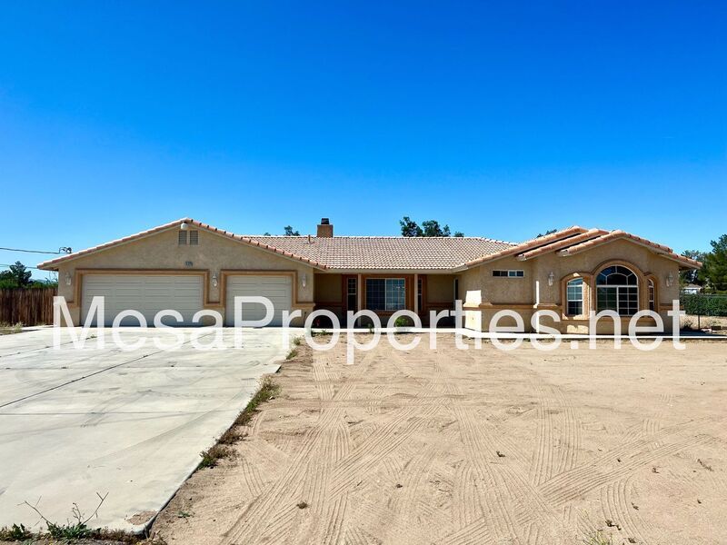 15329 Walnut St, Hesperia, CA 92345 House Rental in Hesperia, CA