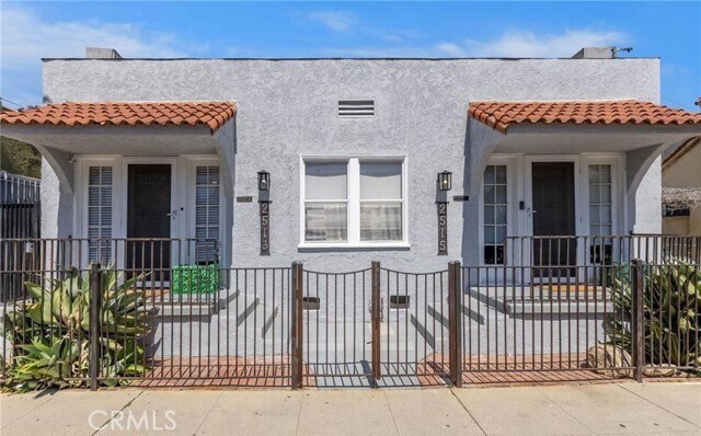 Foto principal - 2513 E 11th St