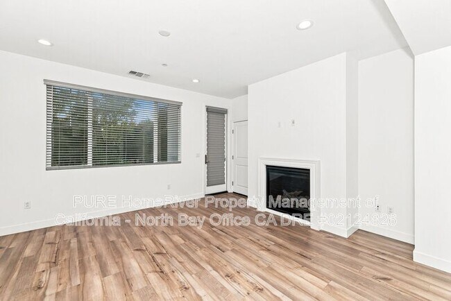 Foto del edificio - 1581 Country Manor Dr