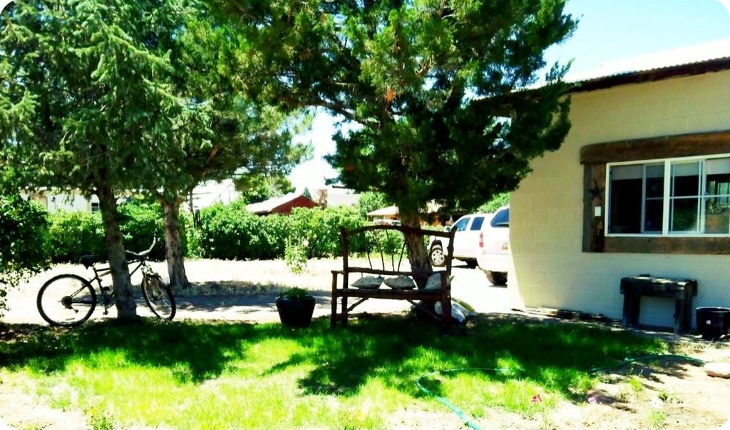 Primary Photo - 131 420 E