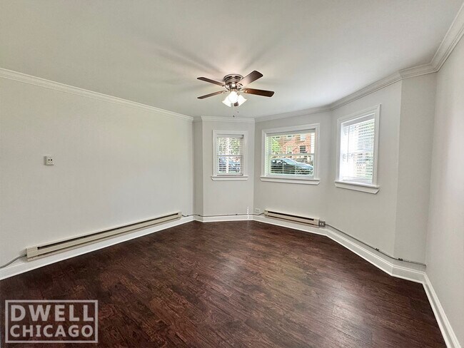 Foto del edificio - 2125 W Giddings St