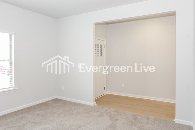 Building Photo - 16670 Maggie Ct