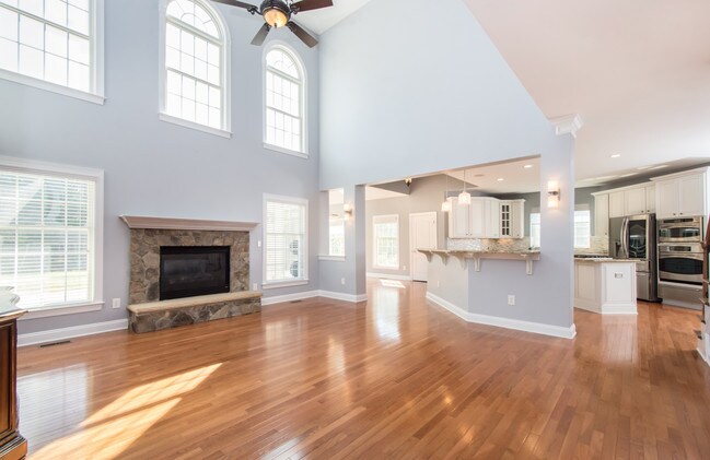 Building Photo - 2013 Autumn Blossom Ln
