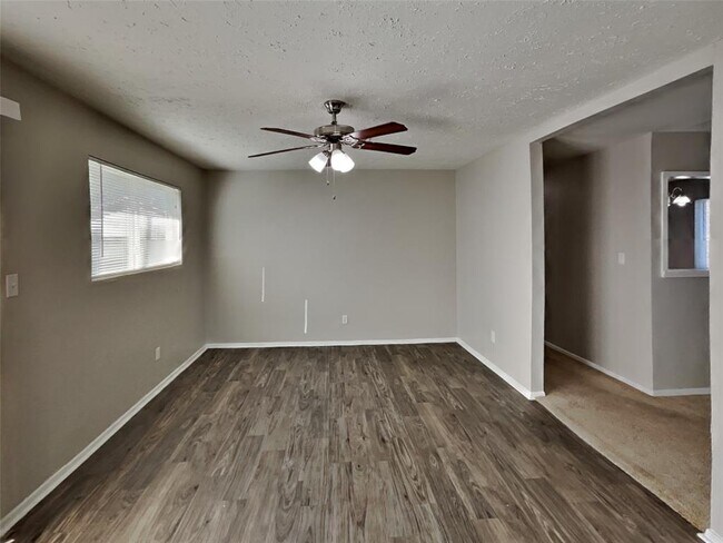 Building Photo - 4501 Clover St