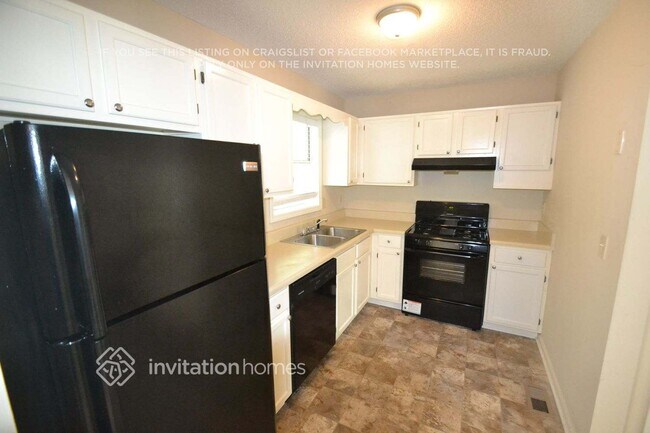 Building Photo - 112 Brookside Ct