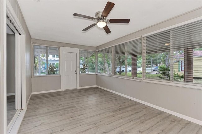 Building Photo - 1891 Prospect St