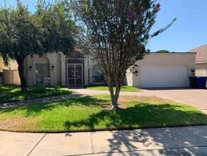 Building Photo - 2407 Williams Ct