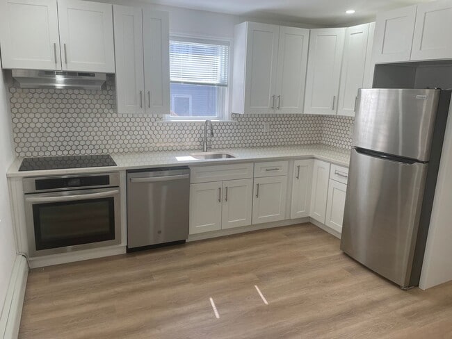 Photo - 205 Ives St Apartment