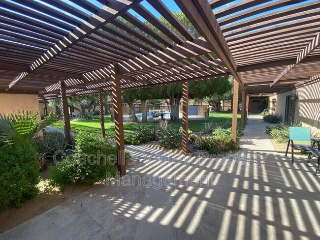 Foto del edificio - 73600 San Gorgonio Way