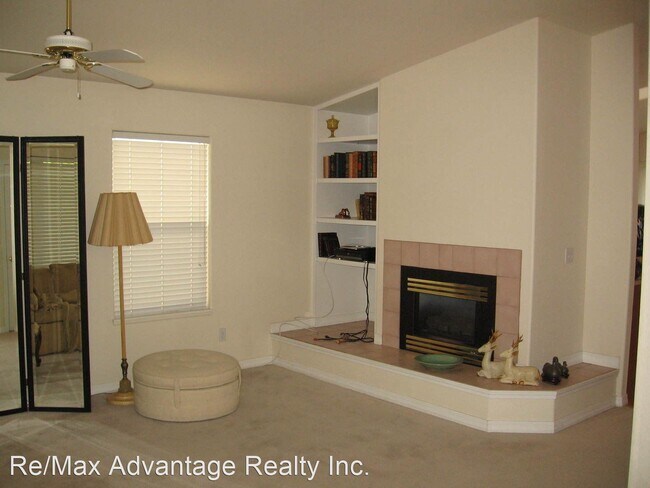 Building Photo - 2 br, 2 bath House - 3305 Chestnut Glen