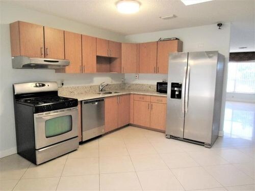 Foto del edificio - 6962 Athena Dr
