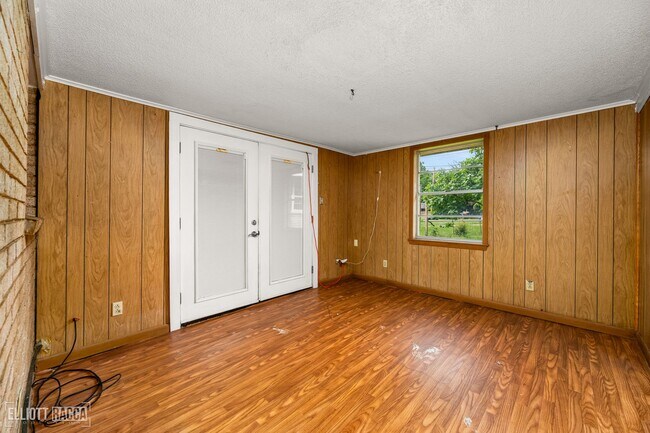 Foto del edificio - 2020 Clover Ln