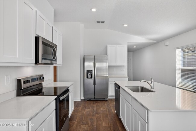 Building Photo - 1347 Little Heron Pl