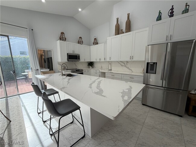 Building Photo - 5950 Almaden Dr