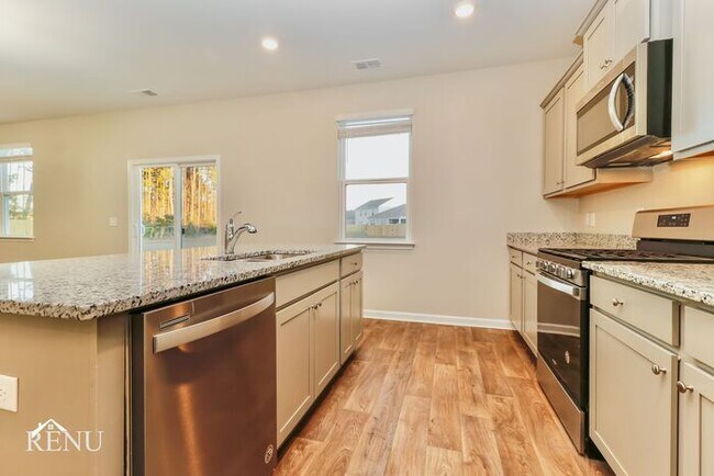 Building Photo - 608 Solar Ct