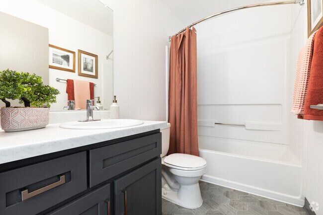 Interior Photo - Lumen