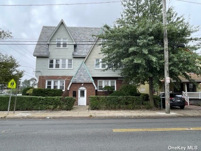 Primary Photo - 266 Washington St